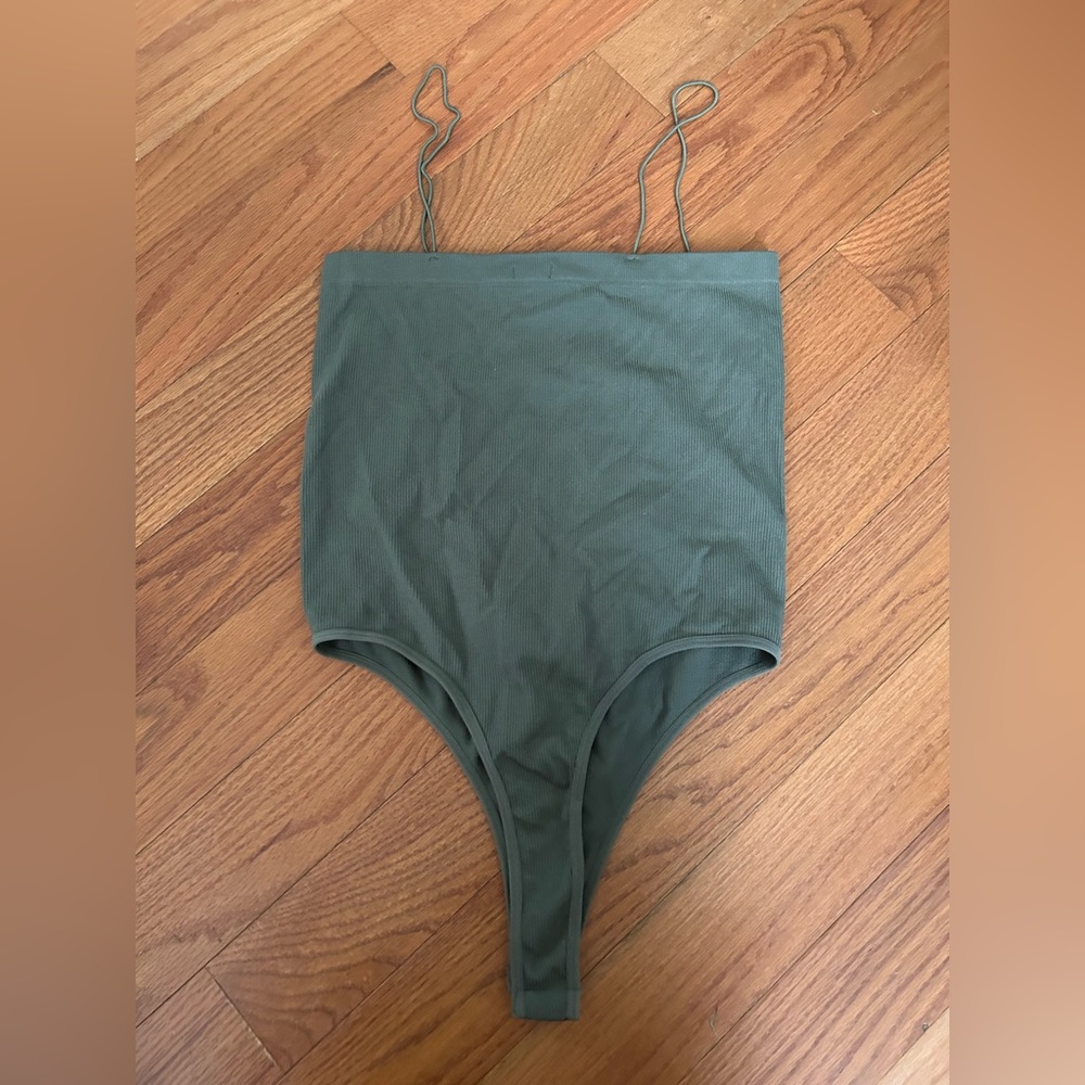 Green Ribbed Body Suit - Picture 2 of 3